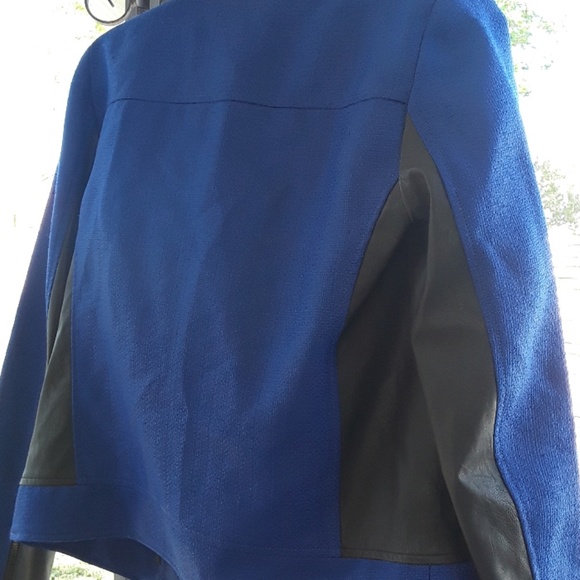 Blue jacket - Picture 3 of 4